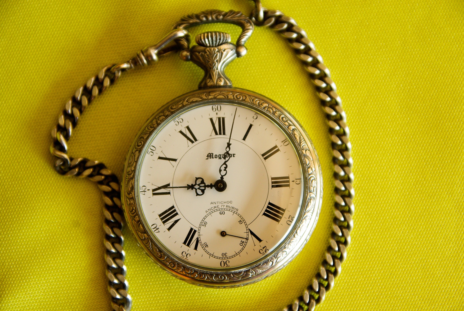Pocket Watch Time Jewellery Store With Unique look
